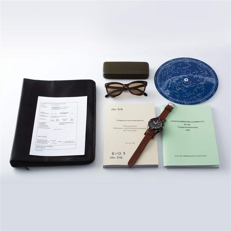 豪雅聯(lián)邦國防軍1550SG計時碼表——不僅僅是一條著名的表帶-復(fù)刻表