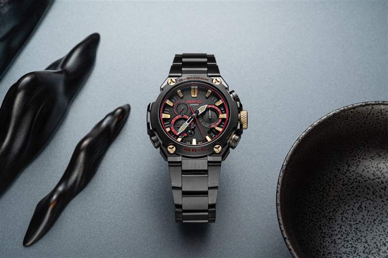 「赤備」MRG-B2000B-1A4 (圖片來源:G-SHOCK) 卡西歐G-SHOCK|極致堅(jiān)固典范「赤備」武士盔83年元祖經(jīng)典升級致敬-復(fù)刻表