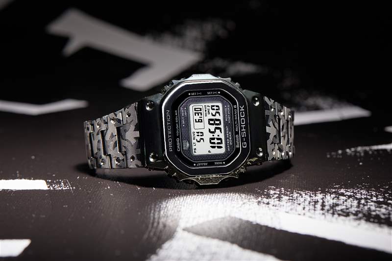 G-SHOCK x Eric Haze 限量版參考。 GMWB-5000EH-1。