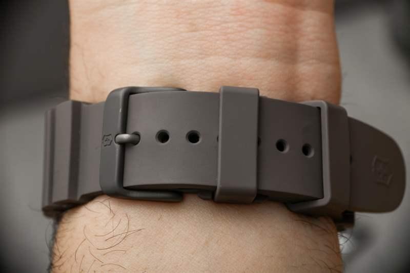 Victorinox 瑞士軍 INOX 專業(yè)潛水員鈦手表動手-復(fù)刻表