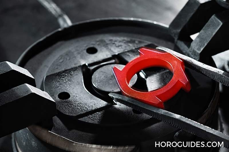 最新水鬼王！ROLEX勞力士Deepsea Challenge 126067的兩項(xiàng)第一次：鈦金屬材質(zhì)、市售腕表深潛1萬(wàn)1千米-復(fù)刻表