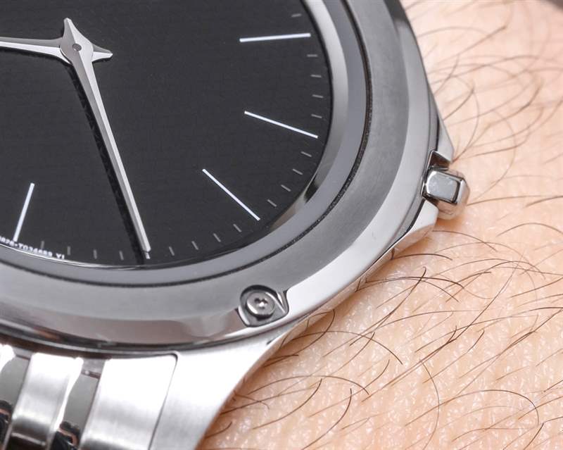 西鐵城 Eco-Drive One Watch 評測-復(fù)刻表