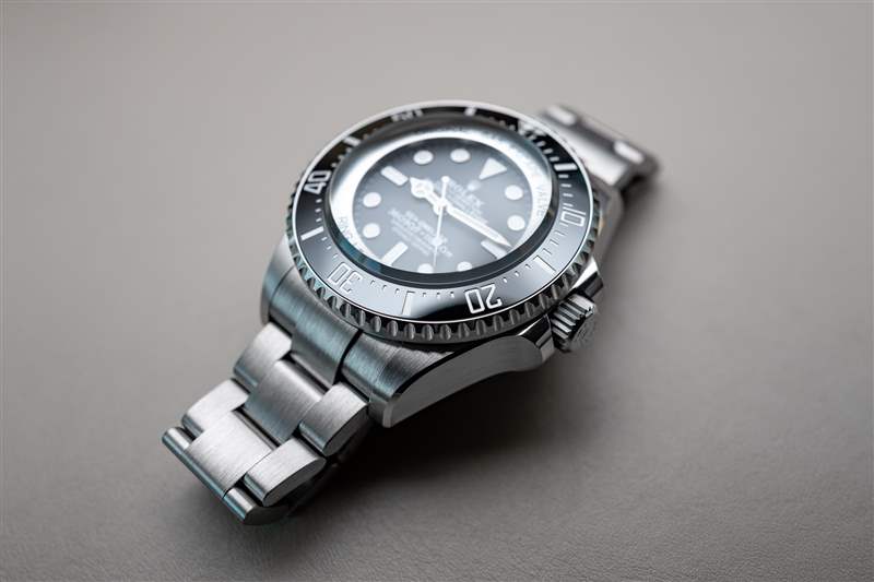 勞力士推出首款鈦金屬手表打破了防水記錄(我們有獨家現場照片)-復刻表