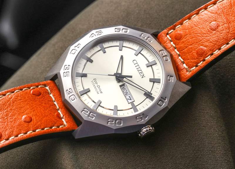 公民生態(tài)驅(qū)動(dòng)超級(jí)鈦AW0060手表評(píng)論-復(fù)刻表