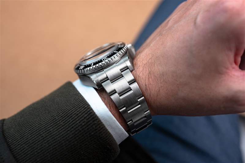 勞力士推出首款鈦金屬手表打破了防水記錄(我們有獨家現場照片)-復刻表