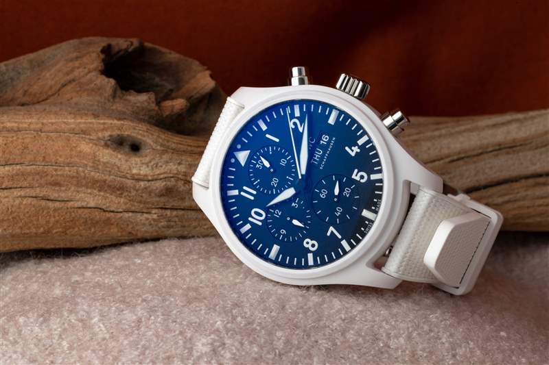 看起來我們終于結束了統一的色彩趨勢-復刻表