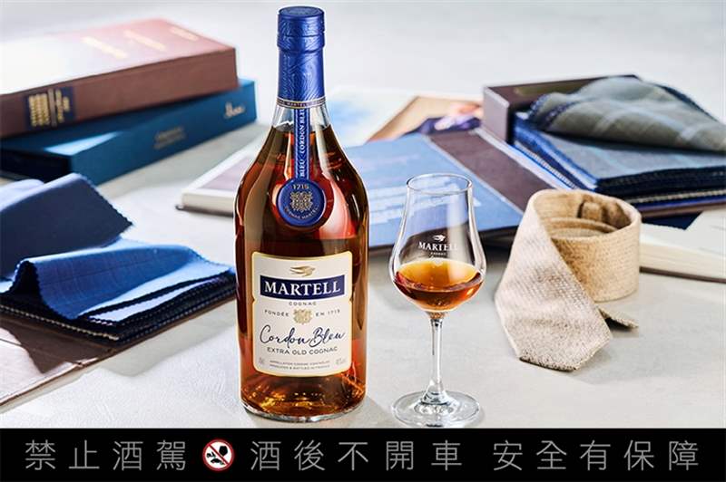 跨越經(jīng)典，以質(zhì)感開創(chuàng)迎風(fēng)飛翔新局！新式訂制西服STYDER創(chuàng)辦人黃淯晨與父親的跨世代對談-復(fù)刻表