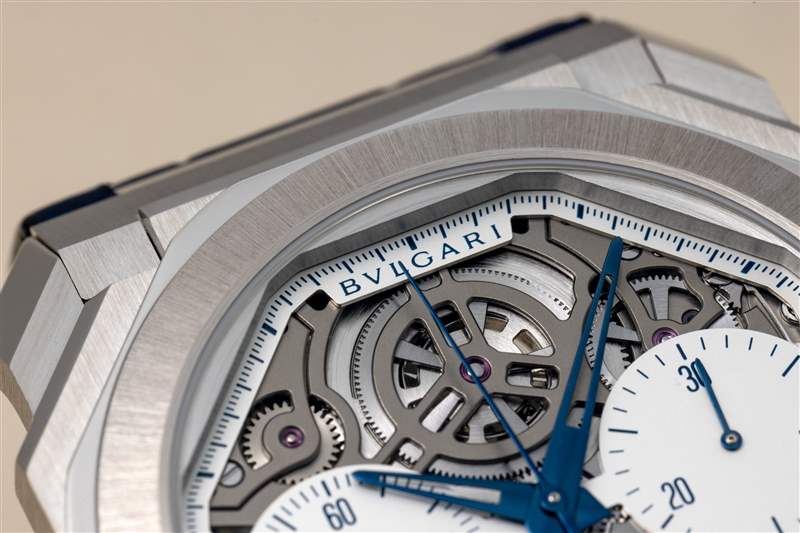 隆重推出寶格麗 (Bulgari) 重溫其破紀錄的Octo Finissimo陀飛輪計時鏤空腕表-復刻表