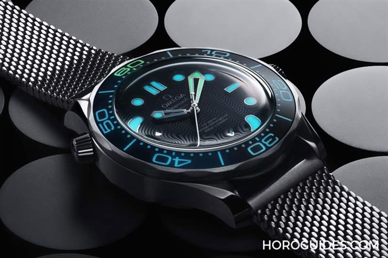 007系列電影60歲了！OMEGA推出Speedmaster潛水300米詹姆斯龐德60 周年紀(jì)念腕表-復(fù)刻表