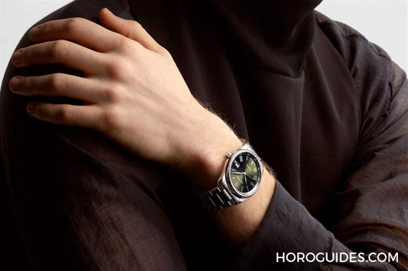 身為品味女子，妳適合隨「時」優(yōu)雅：浪琴表Master巨擘系列女表與男表-復刻表