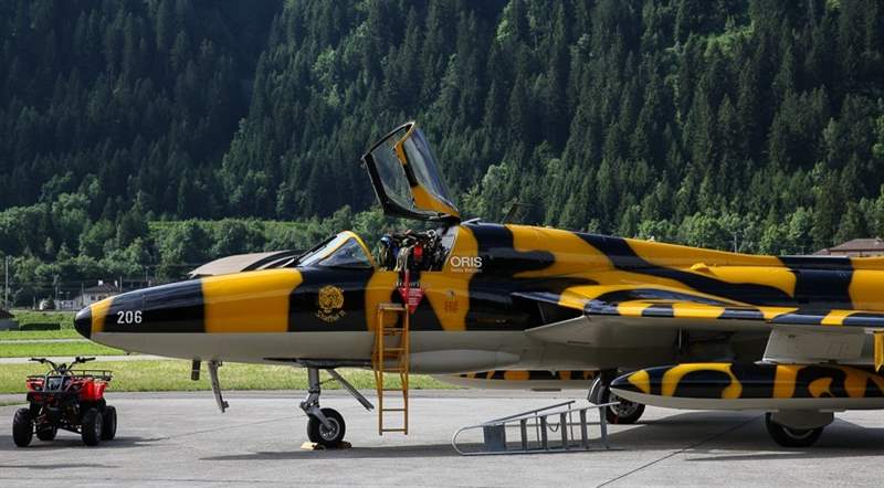 豪利時大表冠ProPilot高度計腕表實戰飛行首秀-復刻表