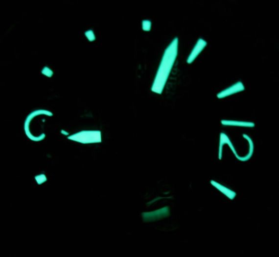 orient-cft00004b-watch-lume 東方賽車CFT00004B終結者同款半鏤空手表-復刻表