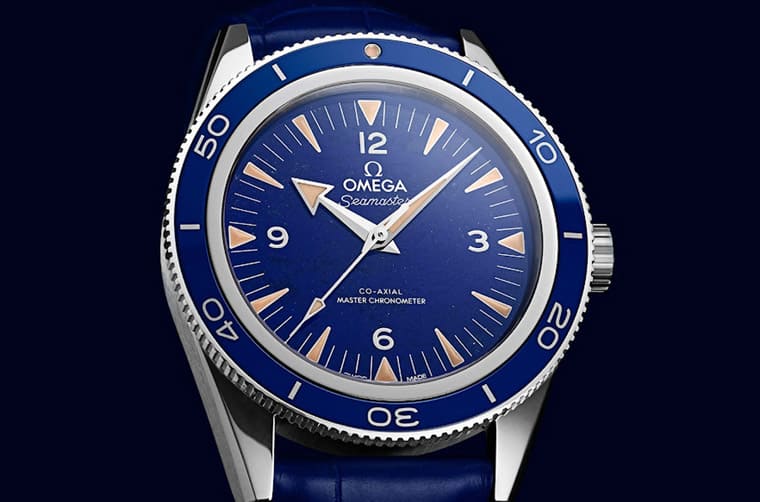 百萬價(jià)格寶石面盤自動(dòng)三針表AP CODE 11.59與歐米茄海馬300米比較-復(fù)刻表