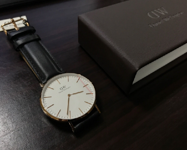 DW和CK手表哪個(gè)好一點(diǎn)(DW和CK手表哪個(gè)牌子大)-復(fù)刻表