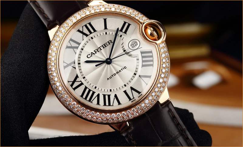 蕭邦手表和卡地亞哪個好(卡地亞和蕭邦檔次哪個高)-復刻表