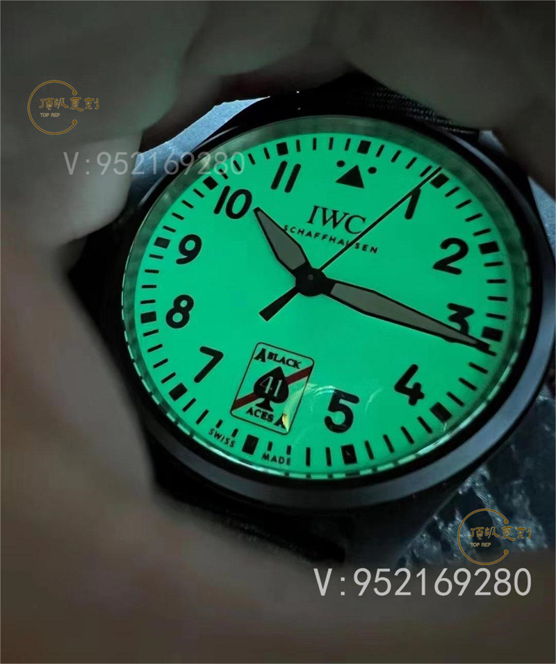 M+廠(chǎng)復(fù)刻萬(wàn)國(guó)飛行員特別版「黑桃A」IW326905全夜光做工怎么樣-復(fù)刻表
