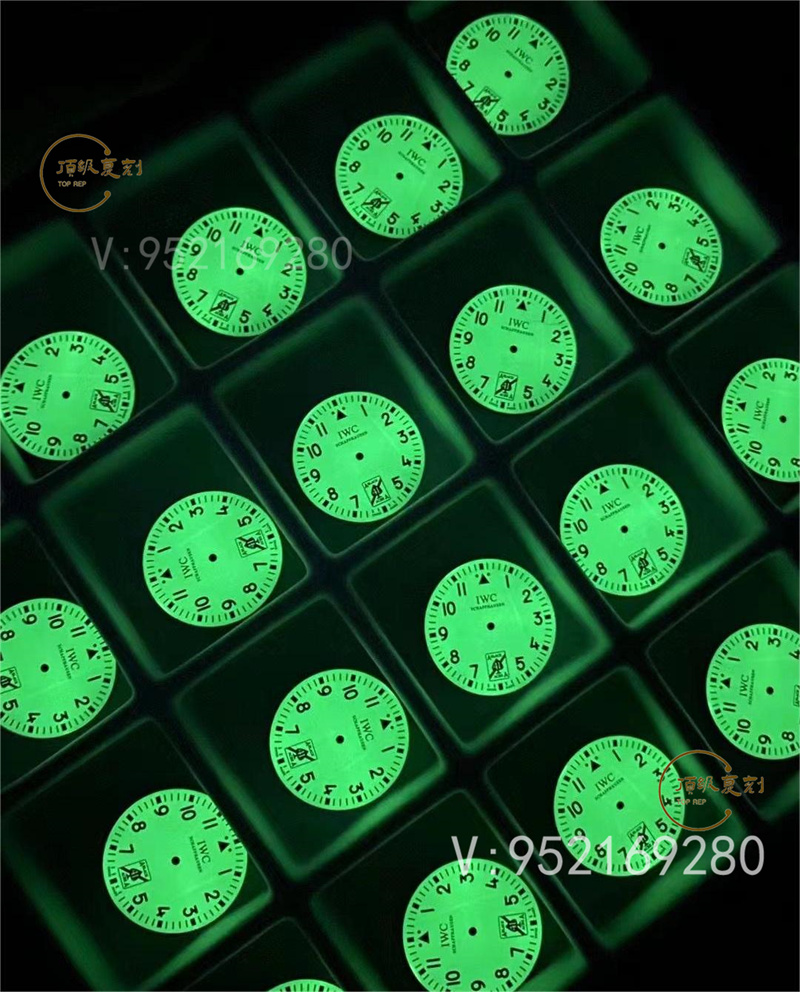 M+廠(chǎng)復(fù)刻萬(wàn)國(guó)飛行員特別版「黑桃A」IW326905全夜光做工怎么樣-復(fù)刻表